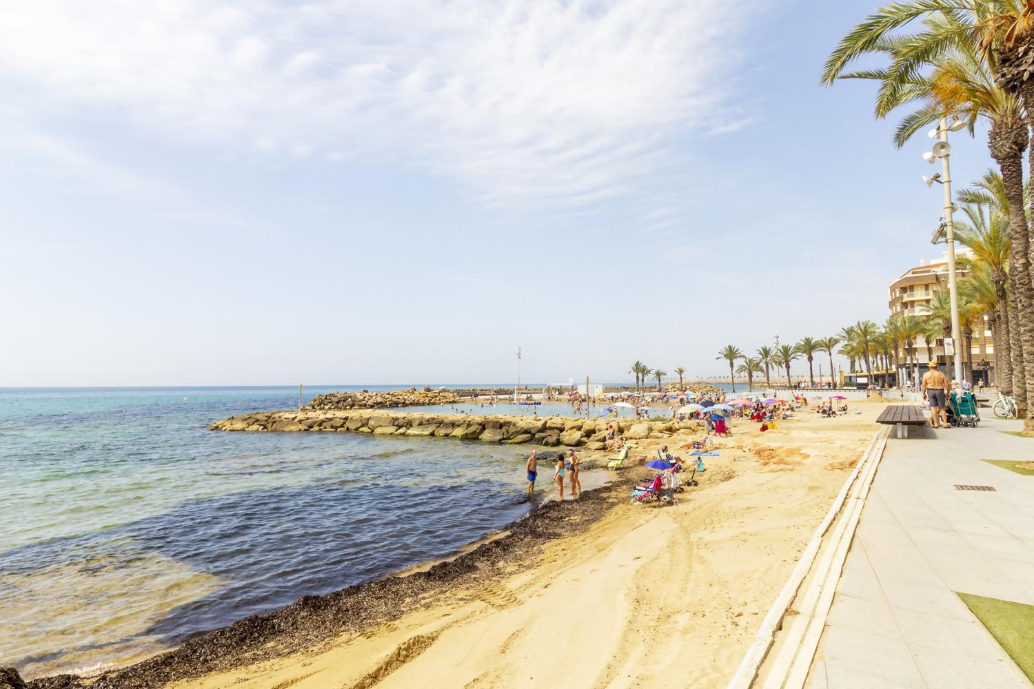 Apartamento Pink Azure Torrevieja Ngoại thất bức ảnh