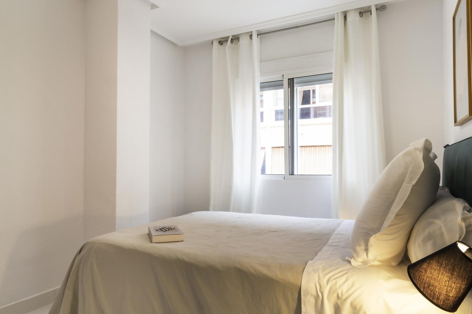 Apartamento Pink Azure Torrevieja Ngoại thất bức ảnh