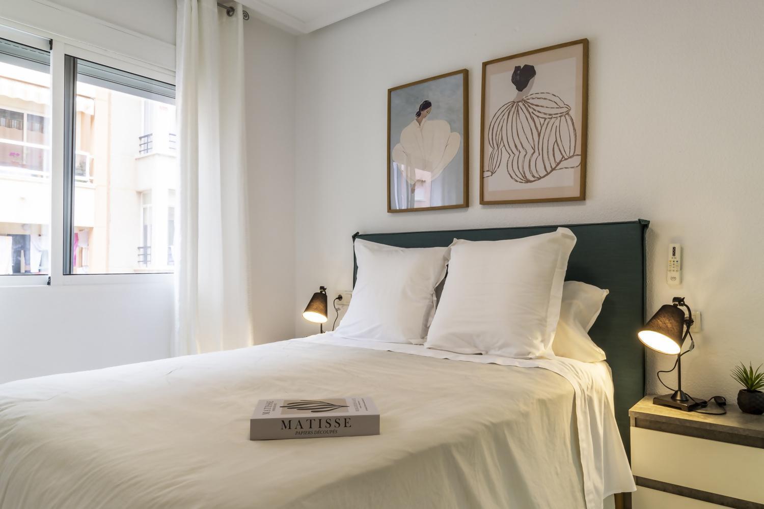 Apartamento Pink Azure Torrevieja Ngoại thất bức ảnh